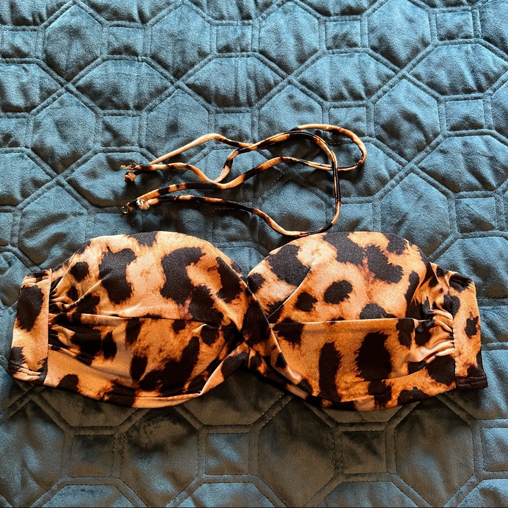 Victoria’s Secret Bandeau Bikini Top 34C